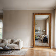 Golden Regal Splendor Mirror – Full‑Length Mirror with Luxurious Gilded Carved Frame - Reflessa - Luxury mirrors